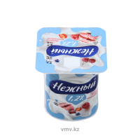 Йогурт CAMPINA Нежный со вкусом ягодного мороженого 1,2% 100г п/у Йогурт CAMPINA Нежный со вкусом ягодного мороженого 1,2% 100г п/у